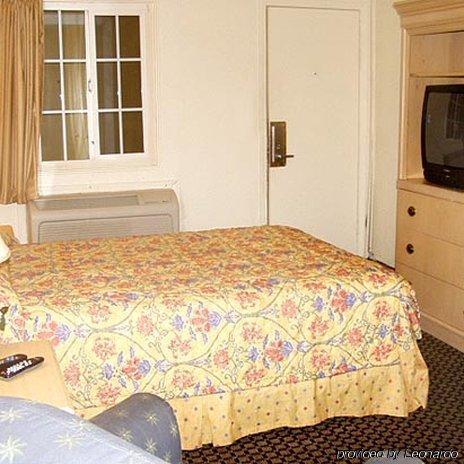 Stockton Travelers Motel Quarto foto
